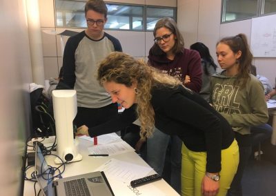 Nanolive live cell imaging microscope: college students working with the 3D Cell Explorer